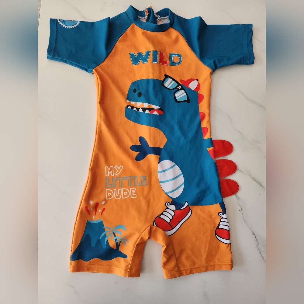Boys 4-7 years one piece swimwear ! LIKE NEW